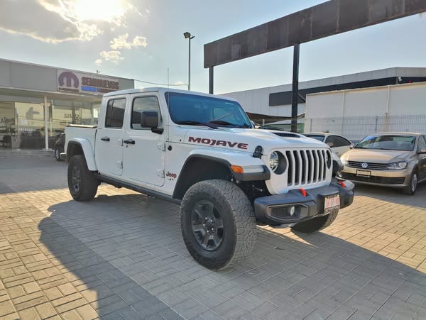 JEEP JT MOJAVE 2022