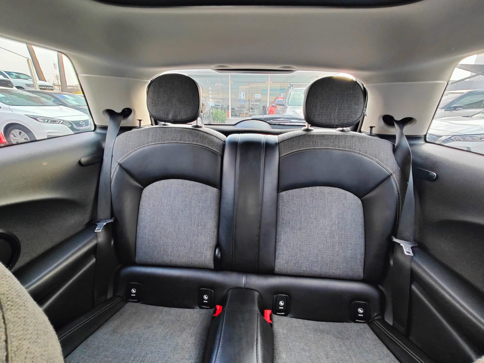 MINI COOPER CHILI AT 2019