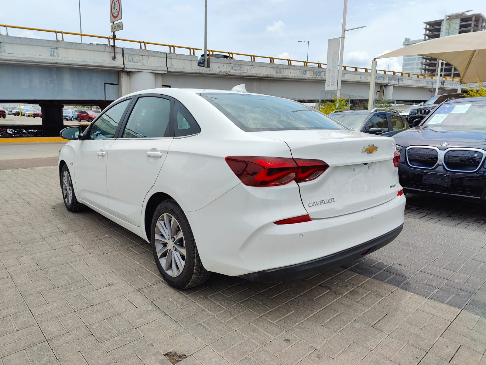 CHEVROLET CAVALIER LT AUT 3 CIL 2023